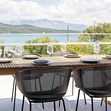 Two-bedroom Sea View شقة